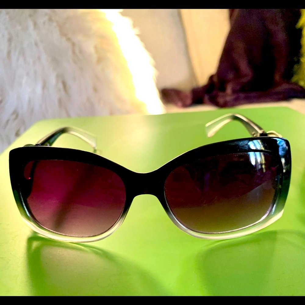 Ombré Women’s Sunglasses Black White Transparent Translucent UV Protection